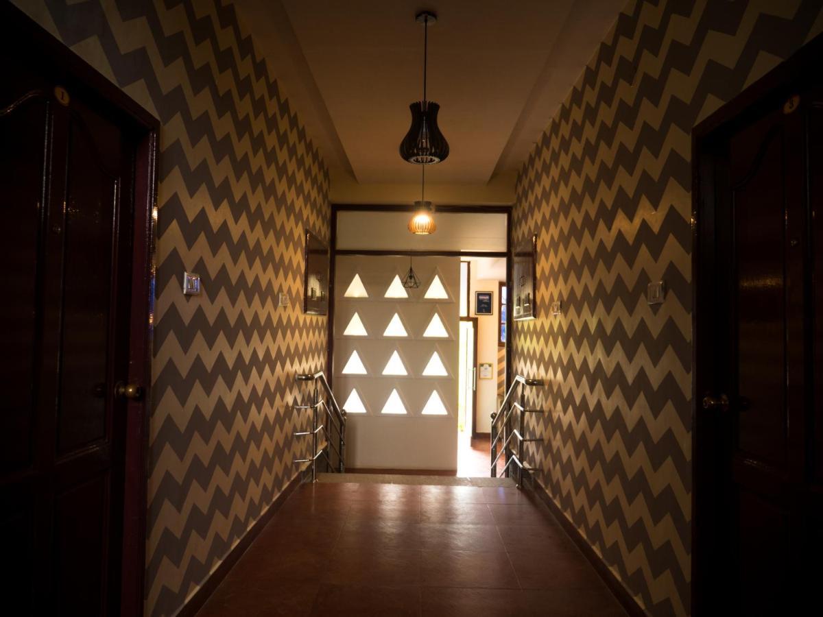 Aashreya Suites Tiruvannāmalai エクステリア 写真