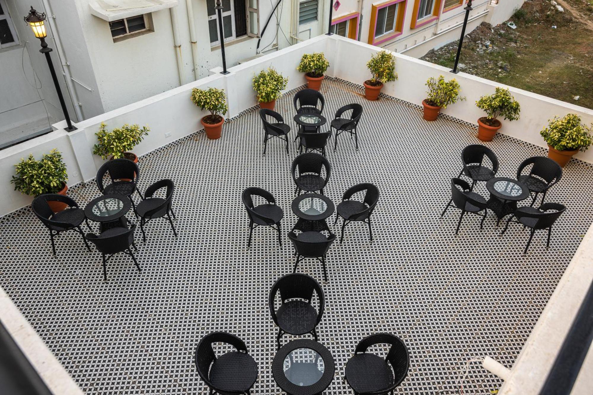 Aashreya Suites Tiruvannāmalai エクステリア 写真