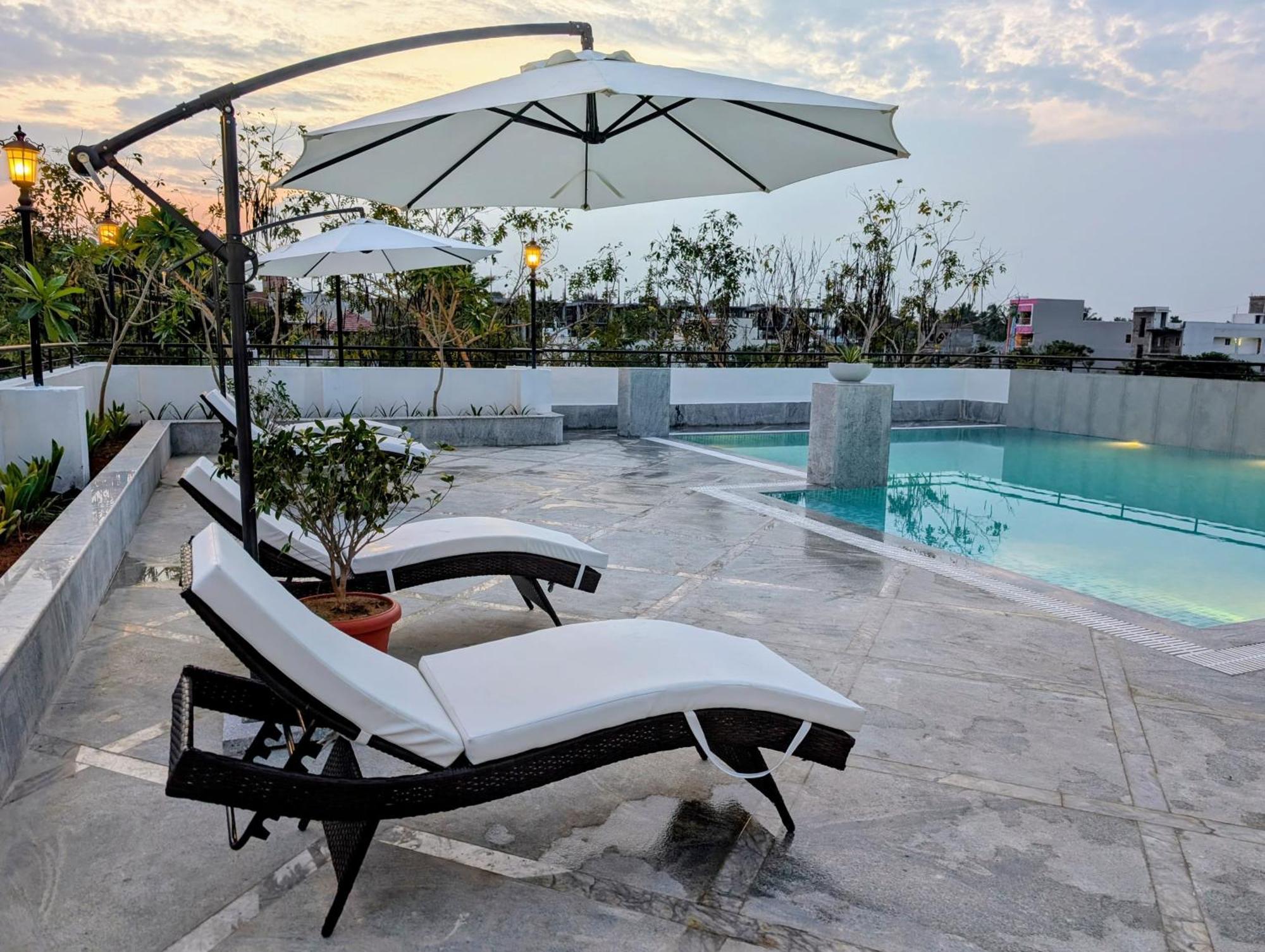 Aashreya Suites Tiruvannāmalai エクステリア 写真